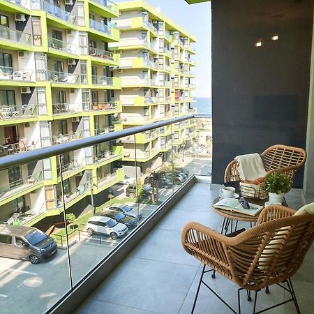 Vanilla Luxury Apartment Spa N Pool Beach Resort Navodari Exterior photo
