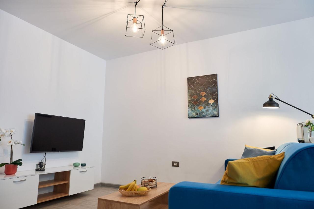 Vanilla Luxury Apartment Spa N Pool Beach Resort Navodari Exterior photo